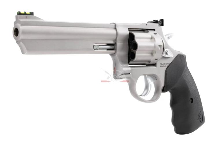 Nerezový osmiranný revolver Taurus 608 Competition s 6palcovou hlavní v ráži .357 Magnum.