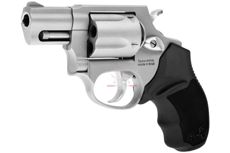 Nerezový pětiranný revolver Taurus Model 85S v ráži .38 Special s dvoupalcovou hlavní.