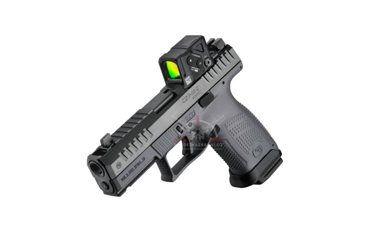 Samonabíjecí pistole CZ P-10 C OR PORTED s kolimátorem Aimpoint COA a portovanou hlavní.